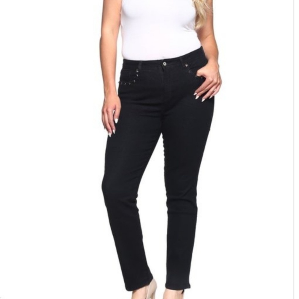 Black be-Girl skinny jeans size 22